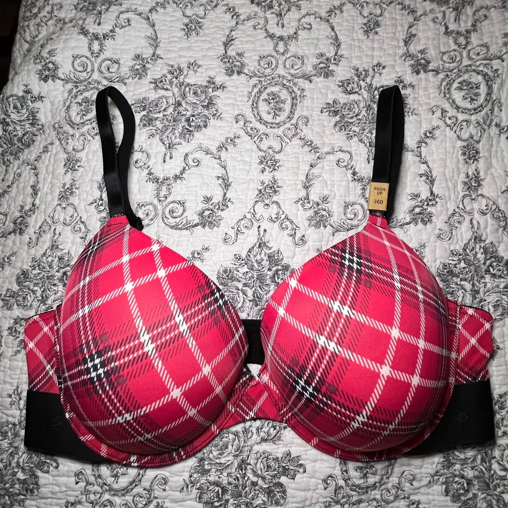 Victoria’s Secret Pink Red Plaid Wear Everywhere Push Up Bra 36D